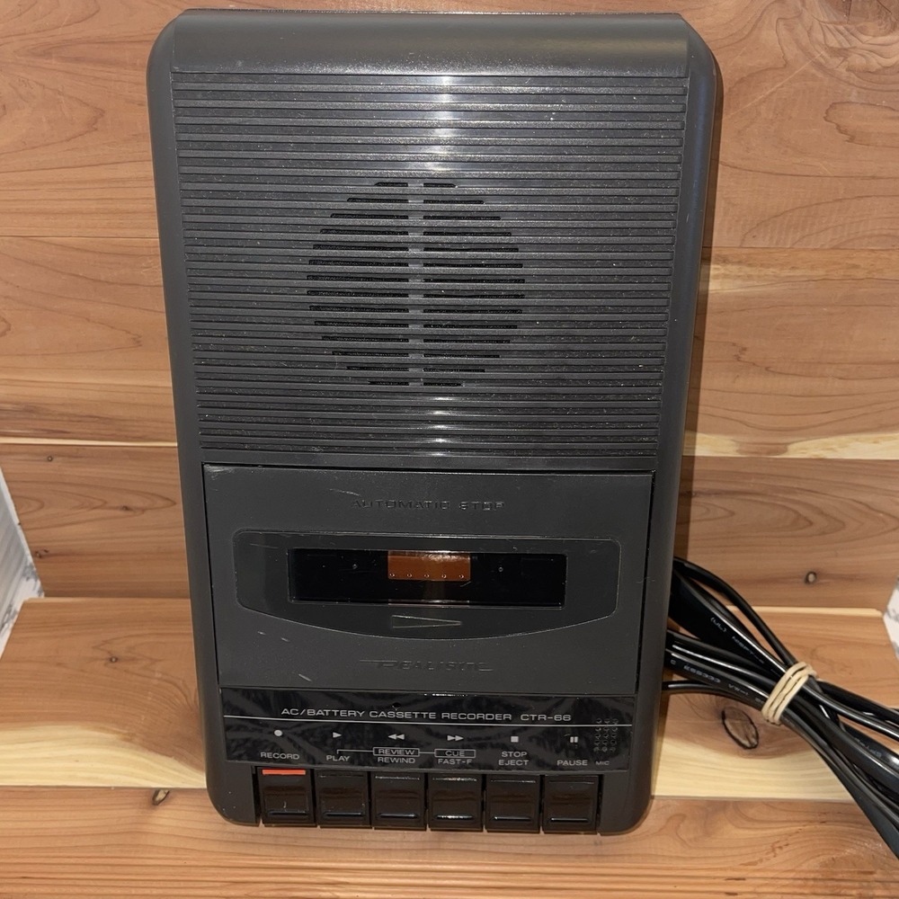 Vintage Realistic CTR-66 Portable Cassette Tape Recorder / Player Tested